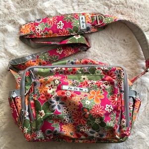 JujuBe BEtween diaper bag in Perky Perennial print